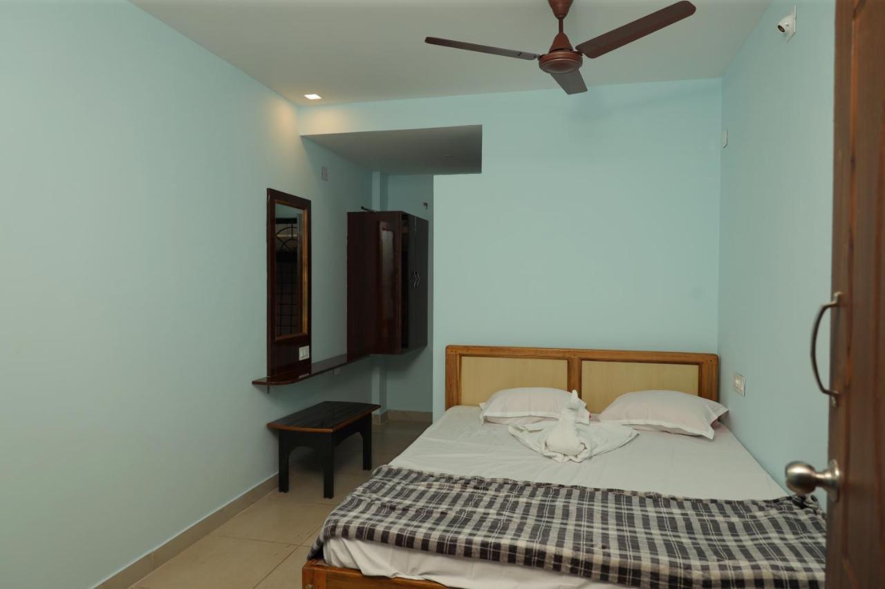 Hôtel Shree Manjushree Residency à Udupi Extérieur photo