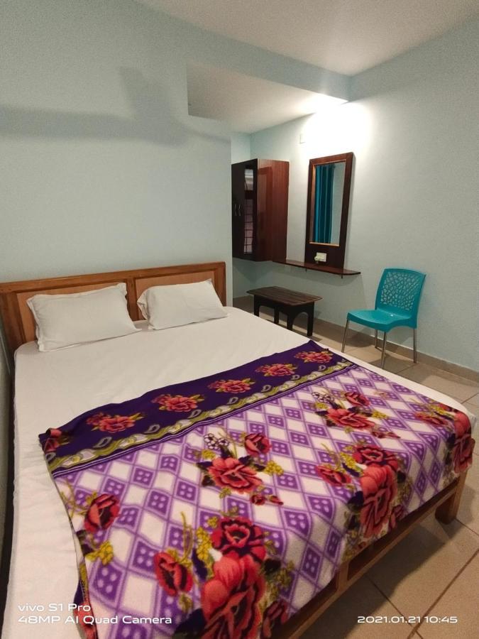 Hôtel Shree Manjushree Residency à Udupi Extérieur photo