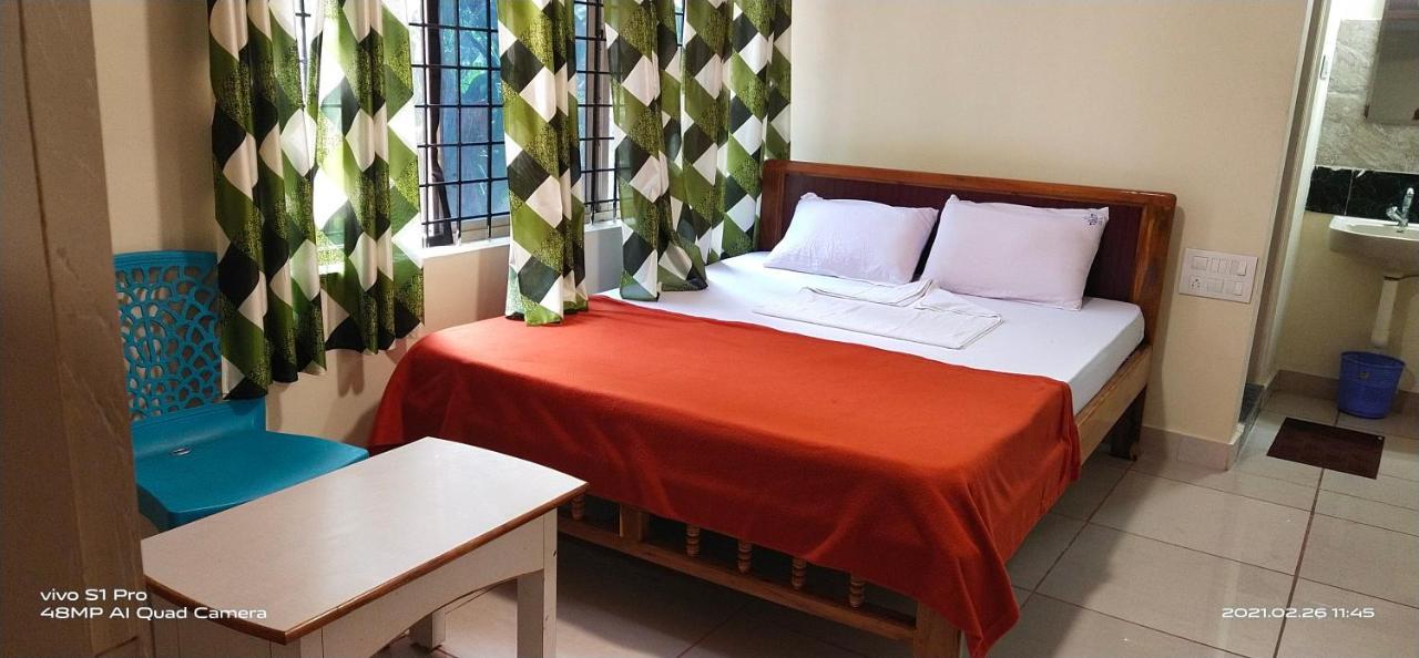 Hôtel Shree Manjushree Residency à Udupi Extérieur photo