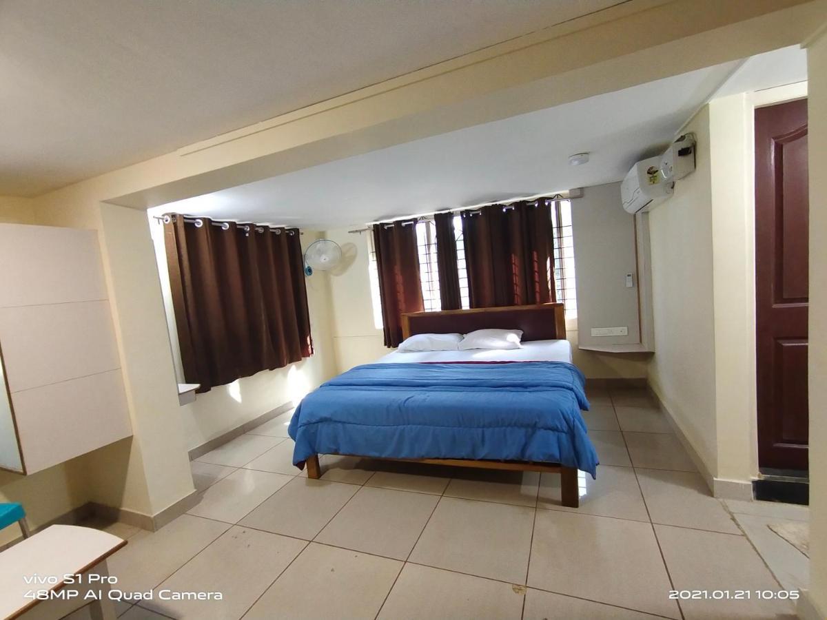 Hôtel Shree Manjushree Residency à Udupi Extérieur photo